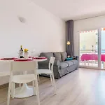 Frente A La Playa, Zona Tranquila 公寓